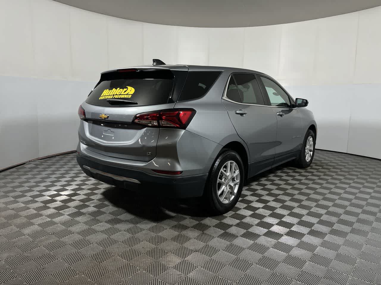 Used 2024 Chevrolet Equinox LT FWD image 8