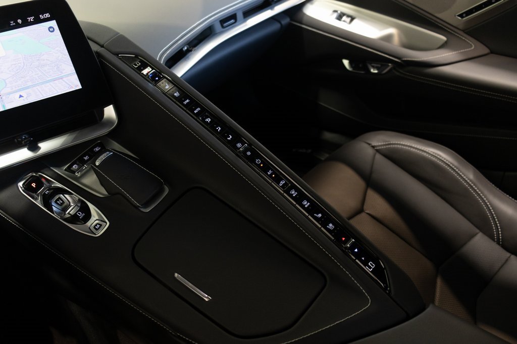 Used 2025 Chevrolet Corvette Stingray Preferred Cpe w/ 2LT image 29