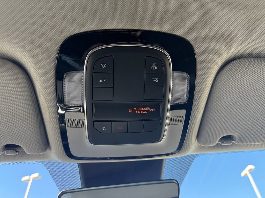 Used 2021 Hyundai Santa Fe SEL image 29