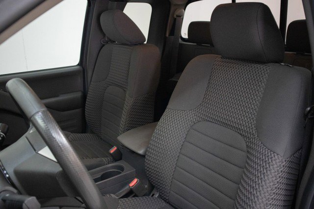 Used 2020 Nissan Frontier SV w/ SV Utility Package image 8