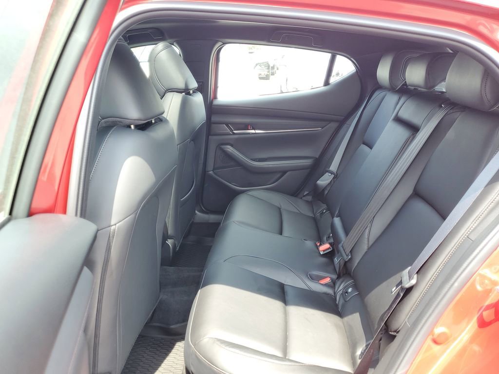 Used 2025 MAZDA MAZDA3 s FWD image 13