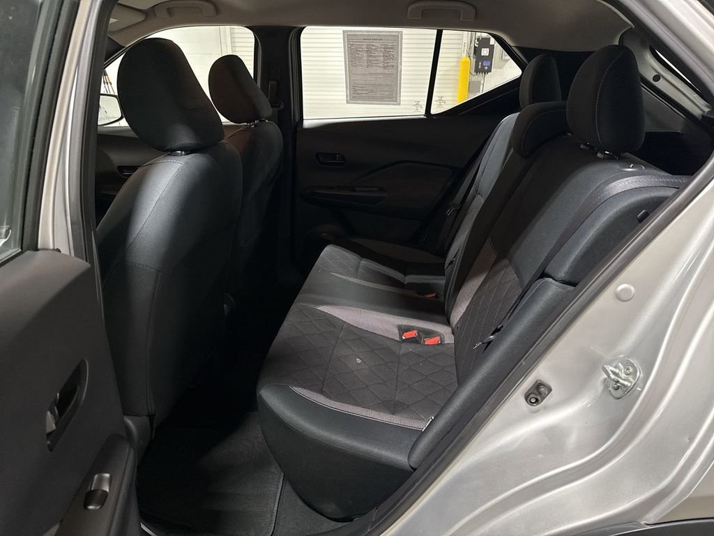 Used 2020 Nissan Kicks S FWD image 22
