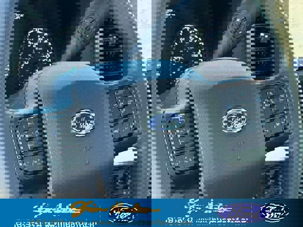 New 2026 Ford F250 XL w/ XL Chrome Package image 16