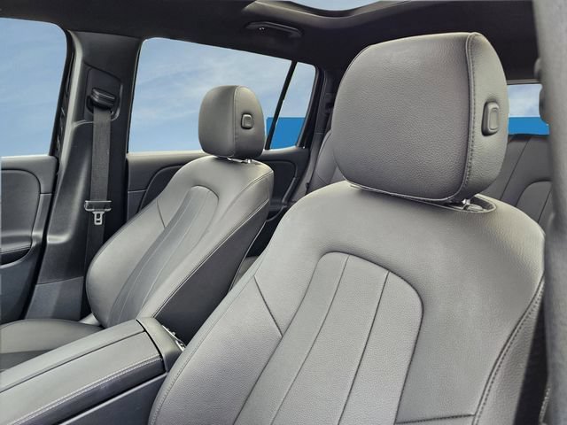 Used 2024 Mercedes-Benz GLB 250 image 18