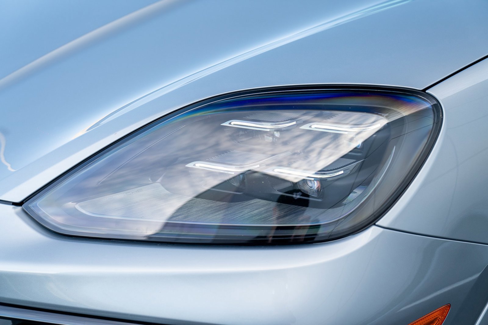 Used 2025 Porsche Cayenne image 30