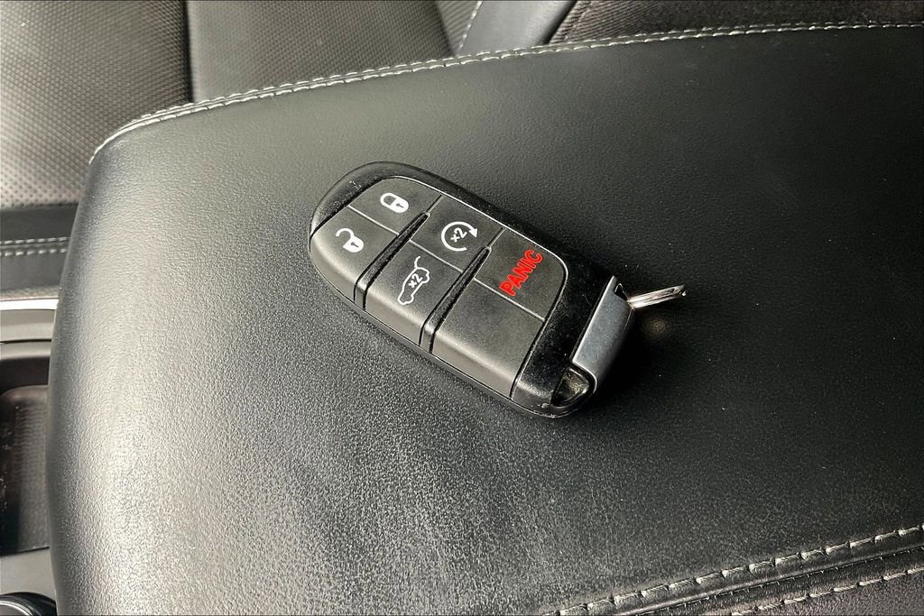 Used 2019 Dodge Durango R/T w/ Blacktop Package image 30