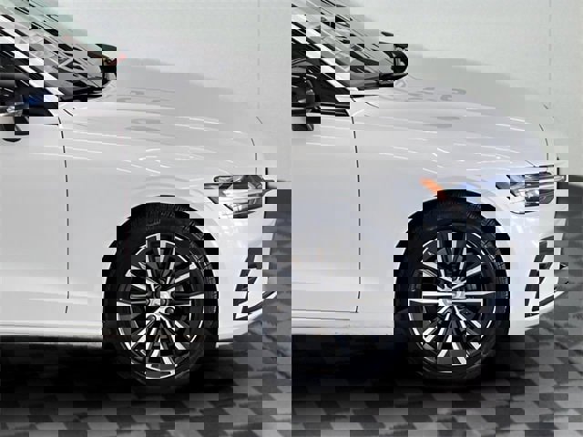 Used 2021 Volvo S60 T5 Momentum w/ Climate Package image 30