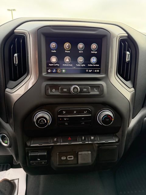 Used 2025 Chevrolet Silverado 2500 Custom image 11