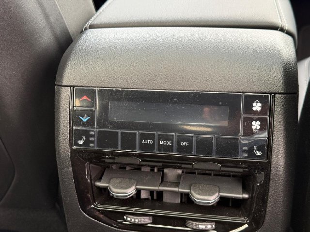 New 2026 Jeep Grand Cherokee L Limited w/ Luxury Tech Group II AWD/4WD image 14