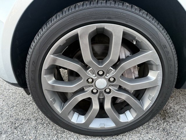 Used 2017 Land Rover Range Rover Supercharged image 9