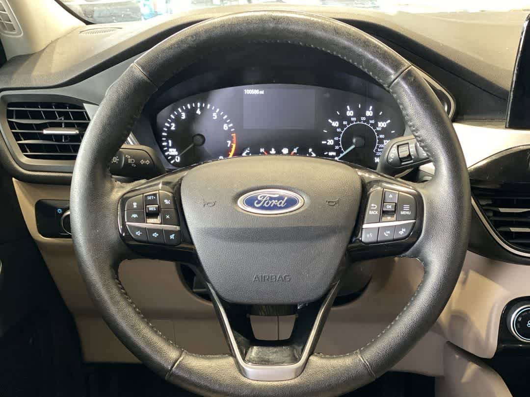 Used 2021 Ford Escape SE w/ Cold Weather Package AWD/4WD image 17