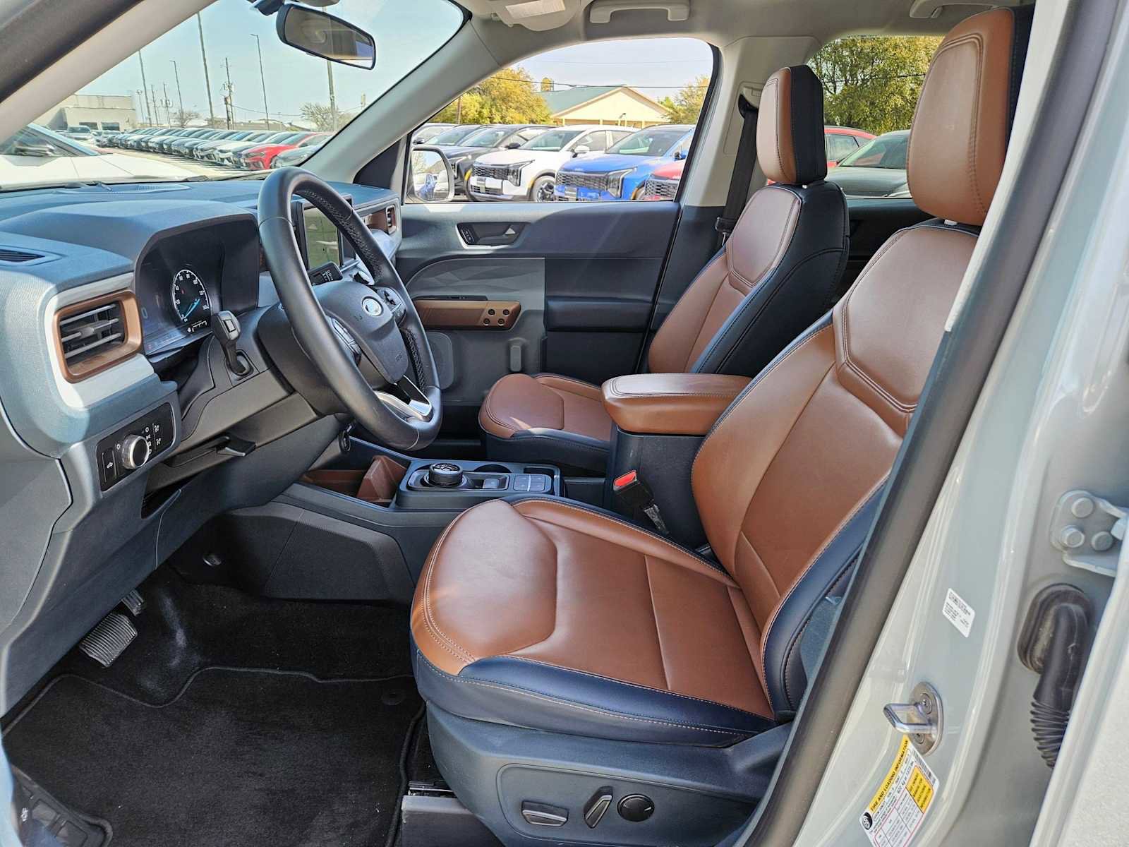 Used 2024 Ford Maverick Lariat image 16