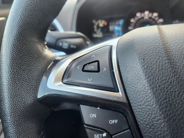 Used 2024 Ford Edge Titanium image 28