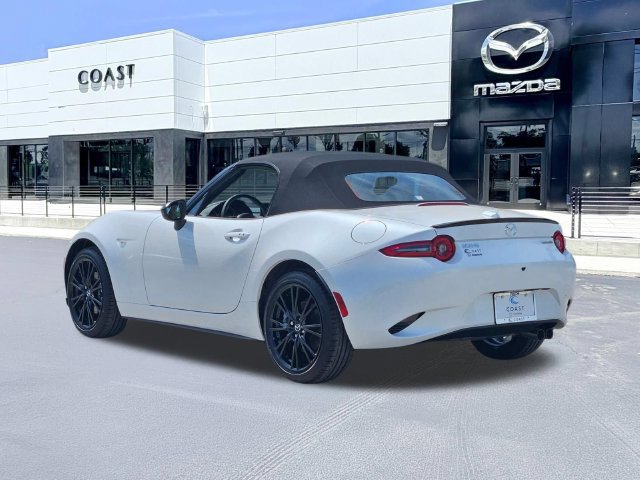 New 2026 MAZDA MX-5 Miata Club w/ Interior Package RWD image 7