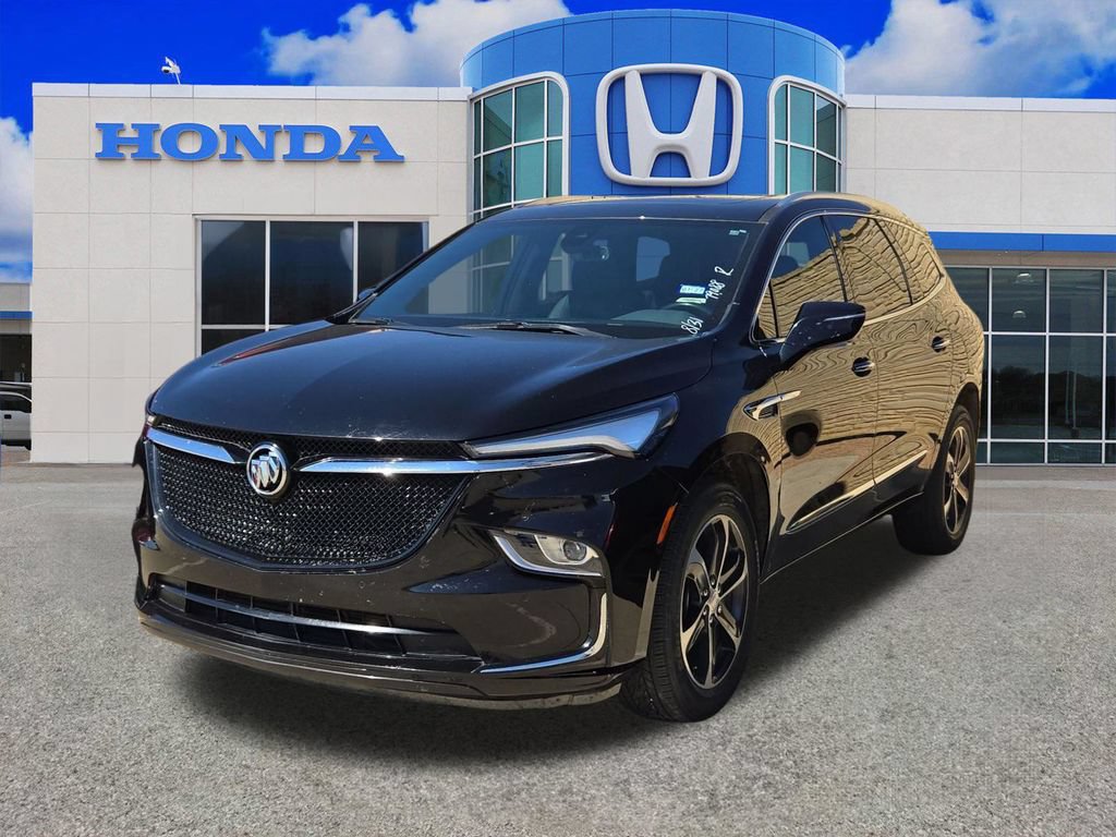 Used 2022 Buick Enclave Essence w/ Experience Buick Package FWD image 3