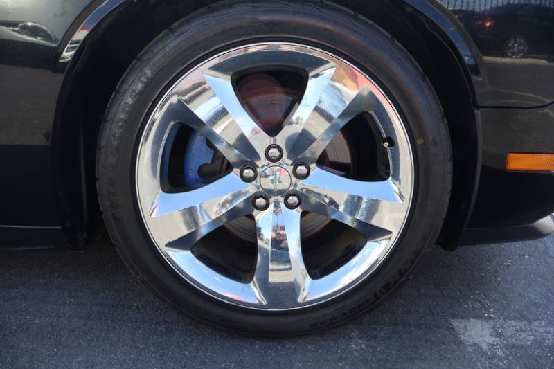 Used 2013 Dodge Challenger R/T RWD image 9