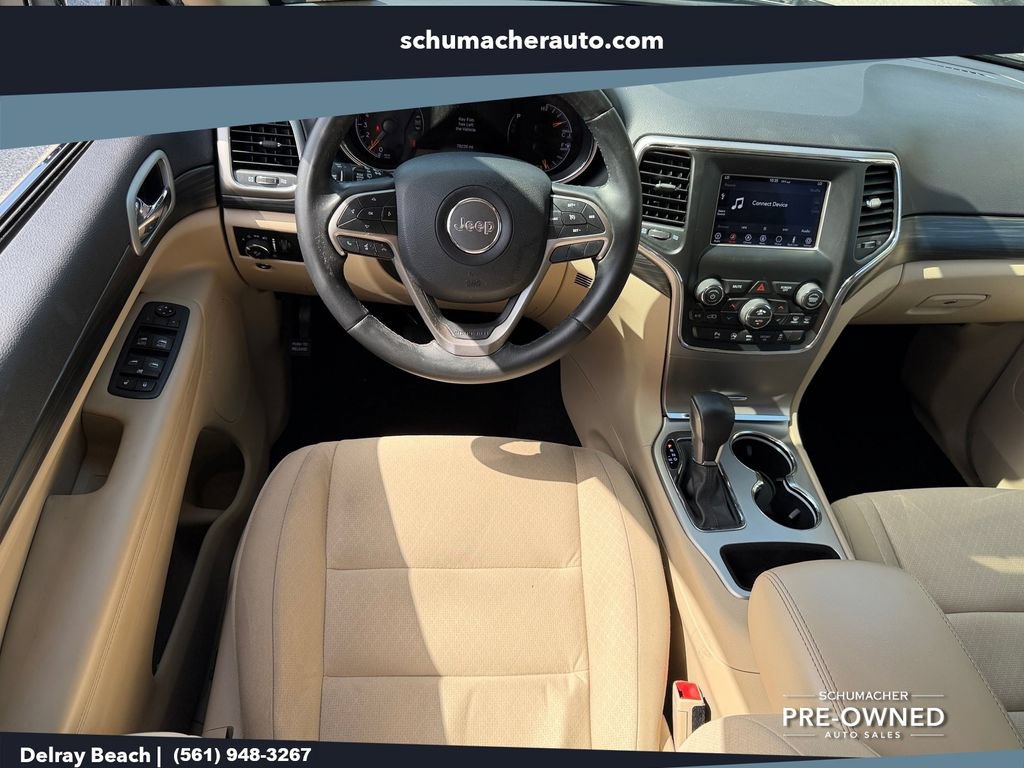 Used 2019 Jeep Grand Cherokee Laredo AWD/4WD image 12