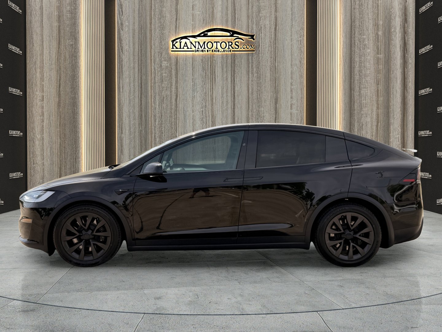 Used 2023 Tesla Model X image 8