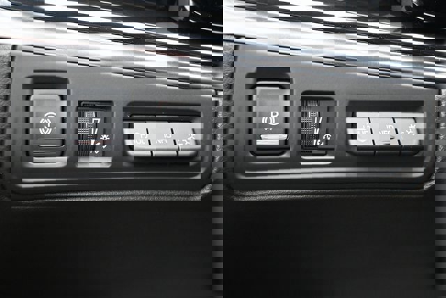 Used 2020 Cadillac XT6 Premium Luxury image 42