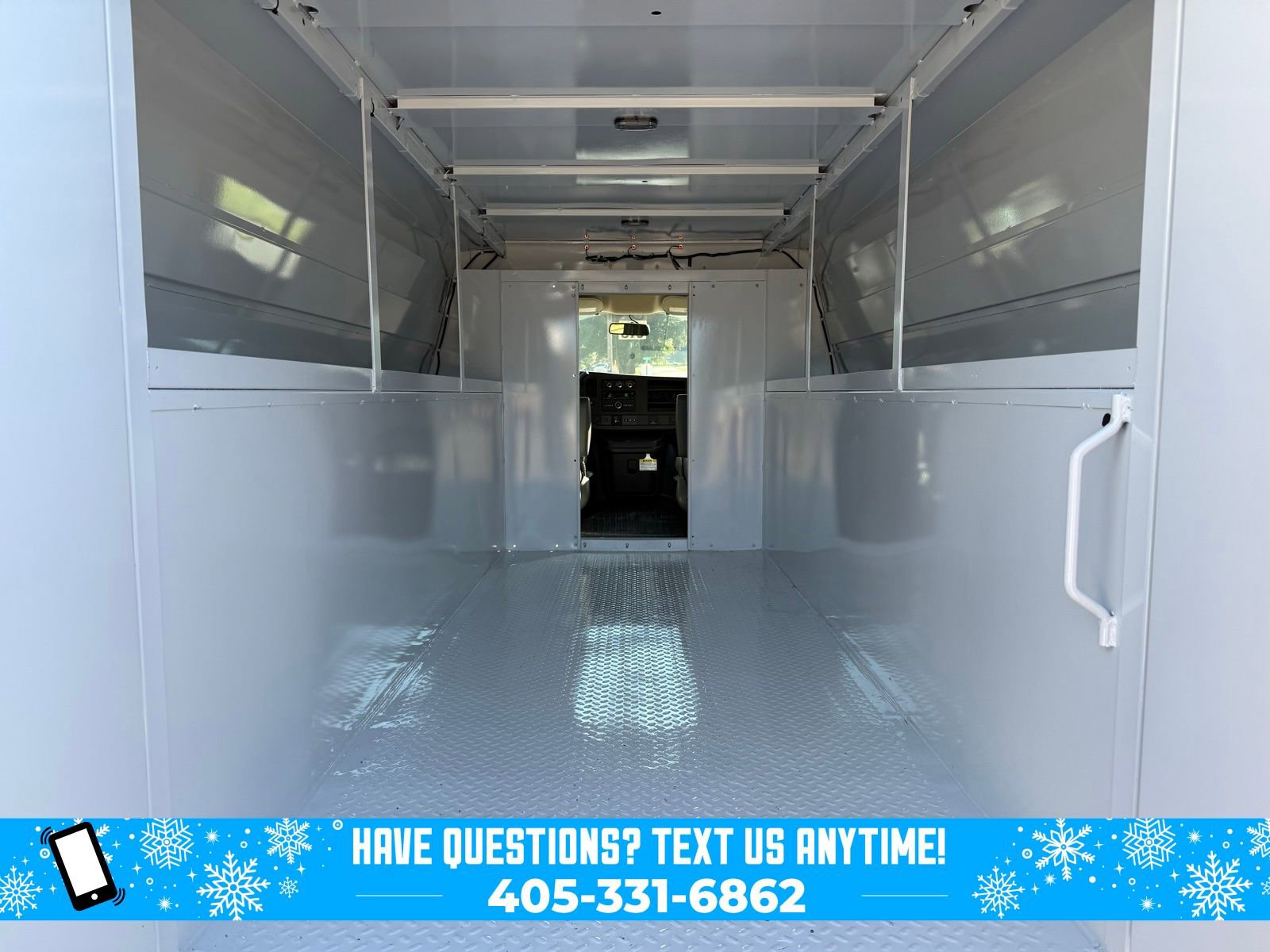 New 2025 Chevrolet Express 3500 w/ Power Convenience Package image 28