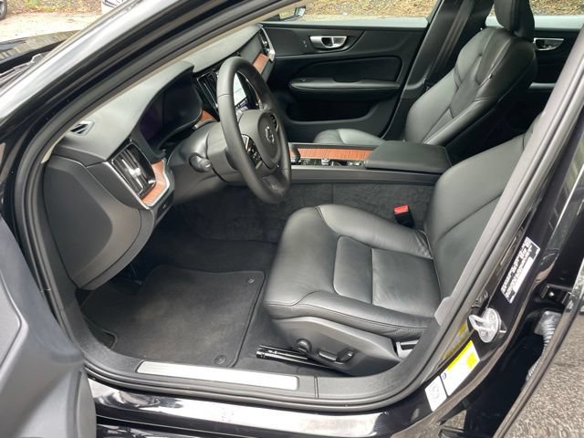 Certified 2024 Volvo S60 B5 Plus w/ Climate Package FWD image 10