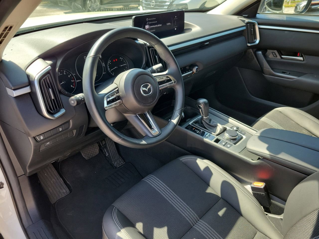 Used 2025 MAZDA CX-50 AWD 2.5 S w/ Premium Package image 16