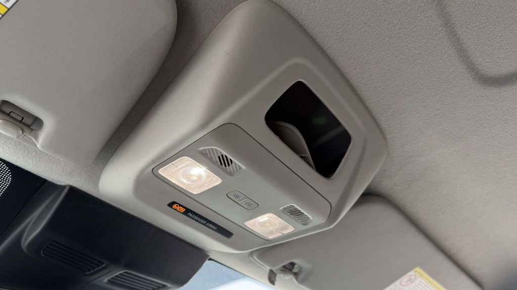 Used 2022 Ford Transit 250 Low Roof w/ Exterior Upgrade Package image 25