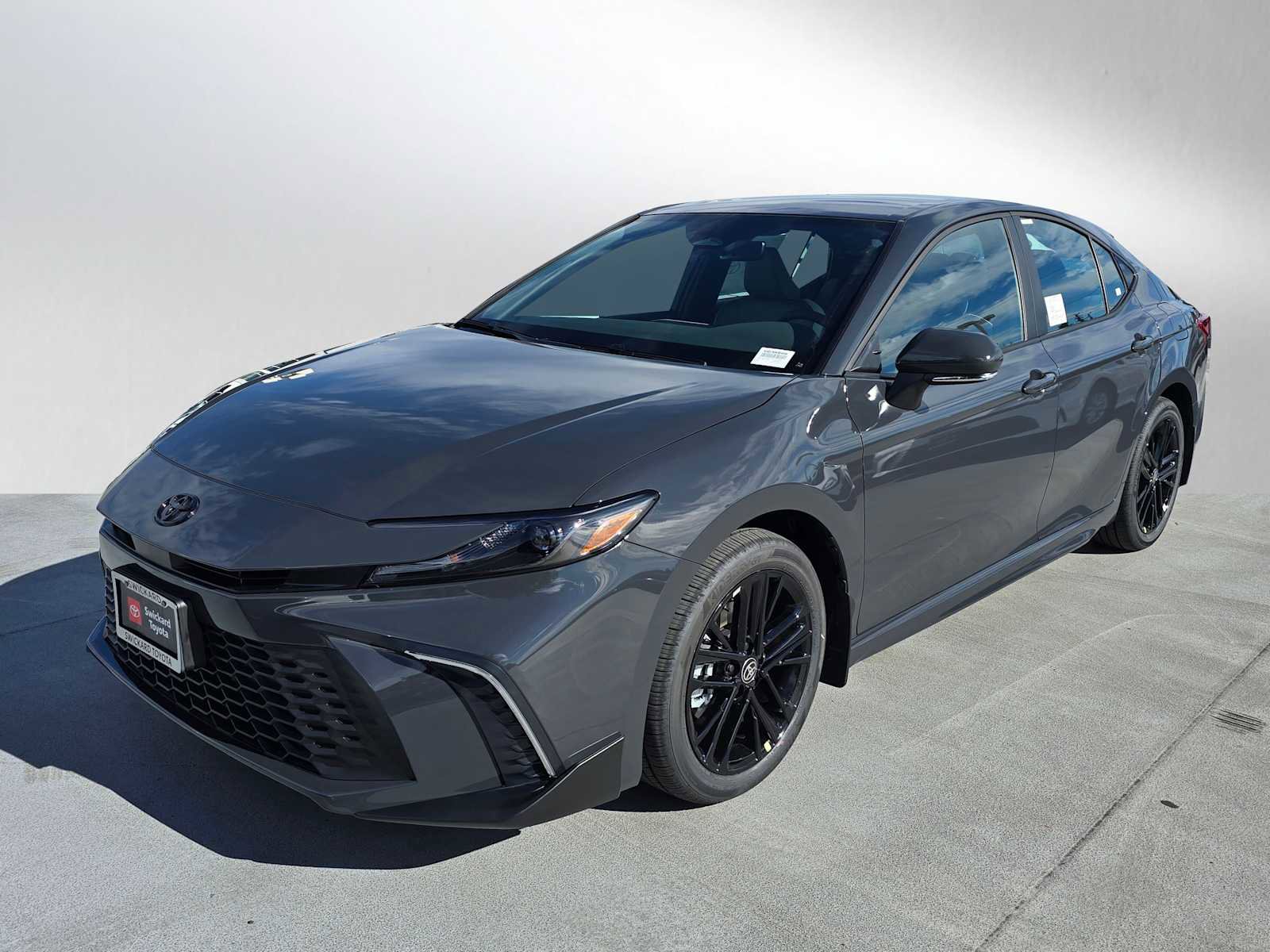 New 2026 Toyota Camry SE image 7