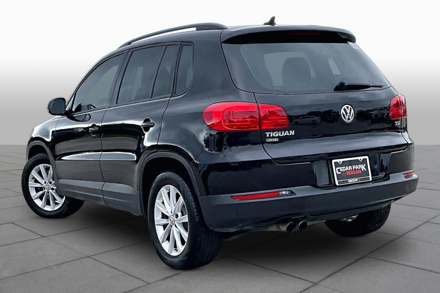 Used 2017 Volkswagen Tiguan Limited FWD image 12