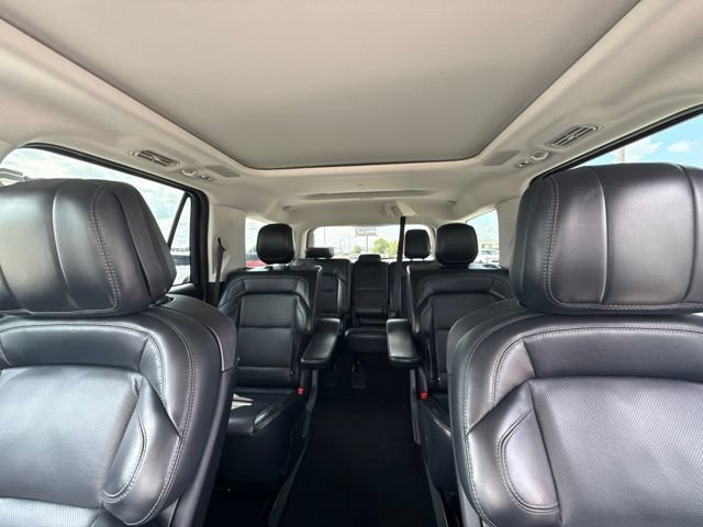 Certified 2025 Lincoln Navigator Reserve AWD/4WD image 27