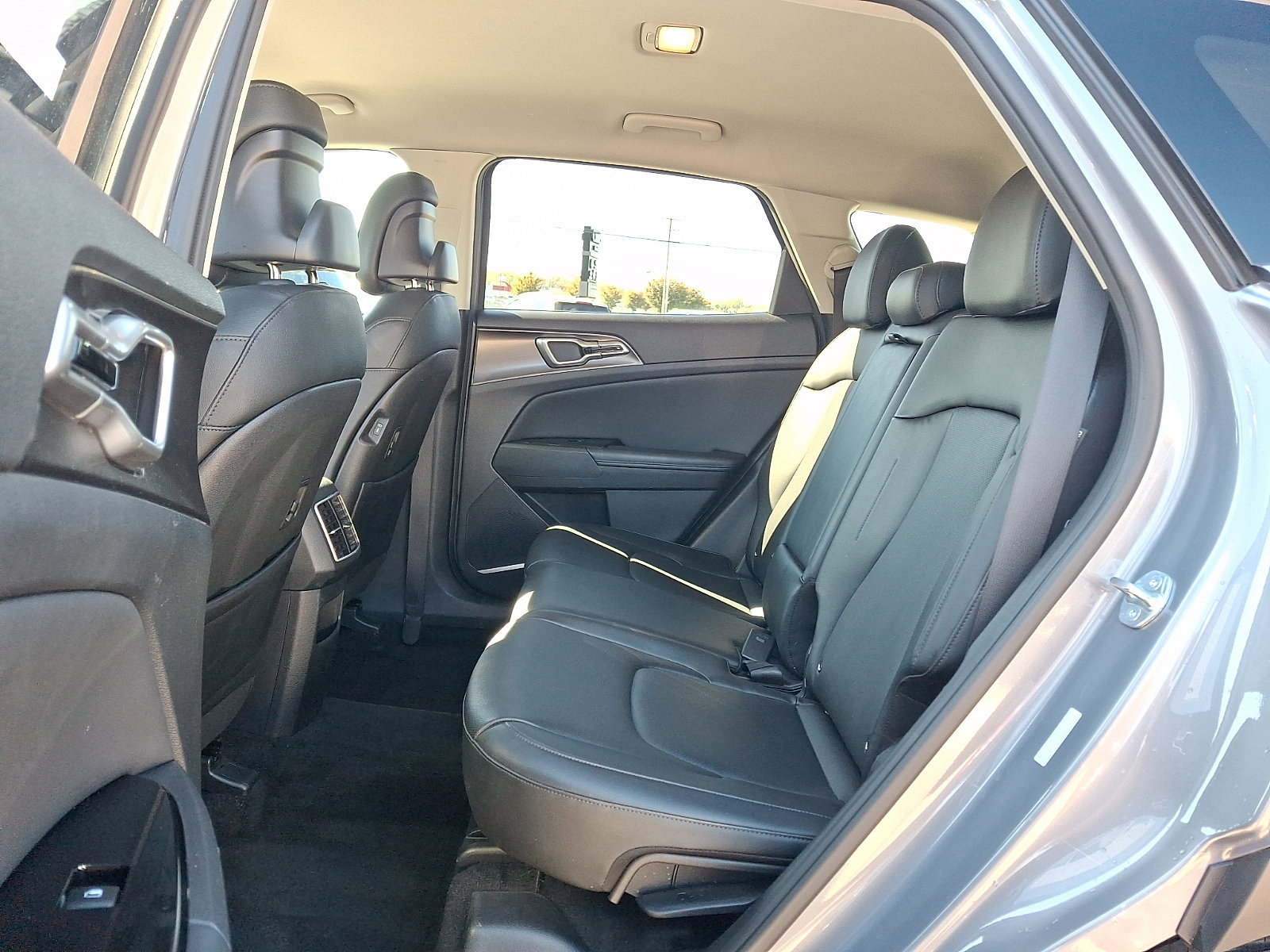 Certified 2024 Kia Sportage EX AWD/4WD image 10
