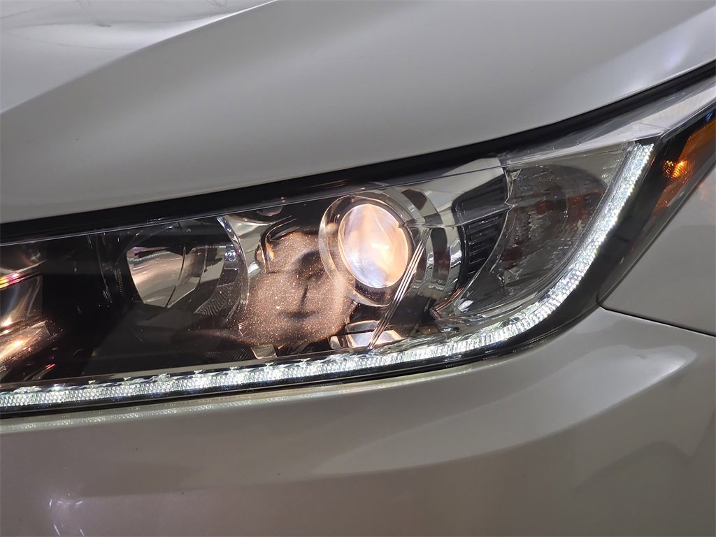 Used 2019 Toyota Highlander Limited image 35