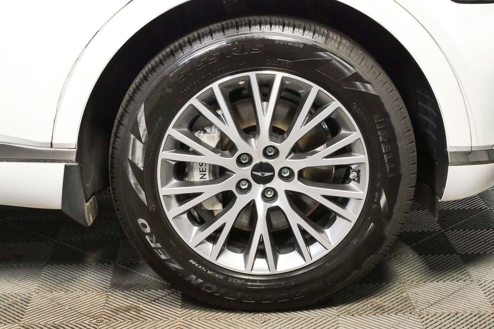 Used 2025 Genesis GV80 2.5T AWD/4WD image 37