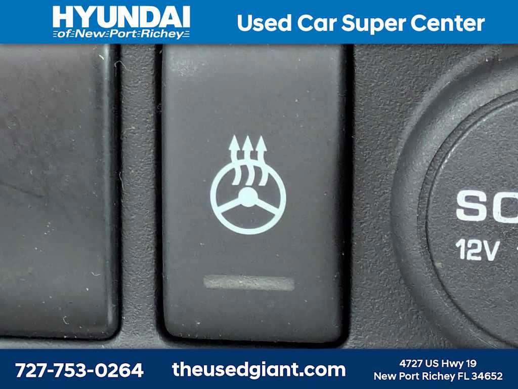 Used 2017 Nissan Armada Platinum w/ Captain Seat Package AWD/4WD image 35