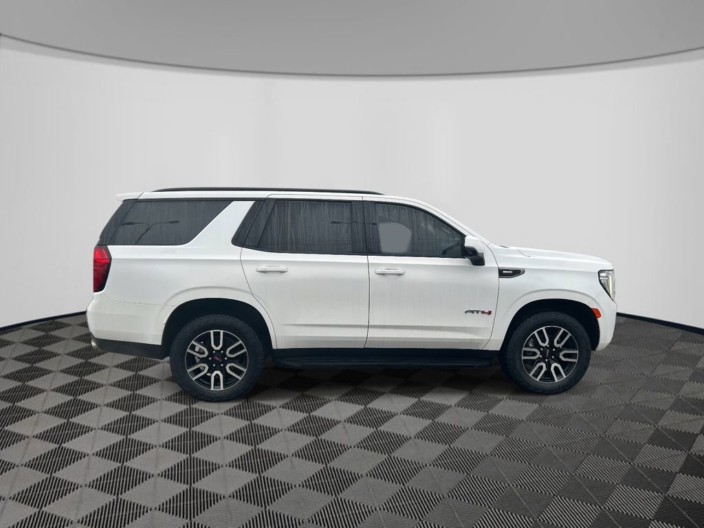 Used 2024 GMC Yukon AT4 w/ Technology Package image 4