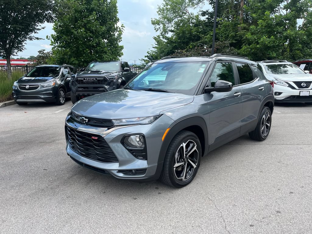 Used 2021 Chevrolet TrailBlazer RS w/ Convenience Package FWD image 3