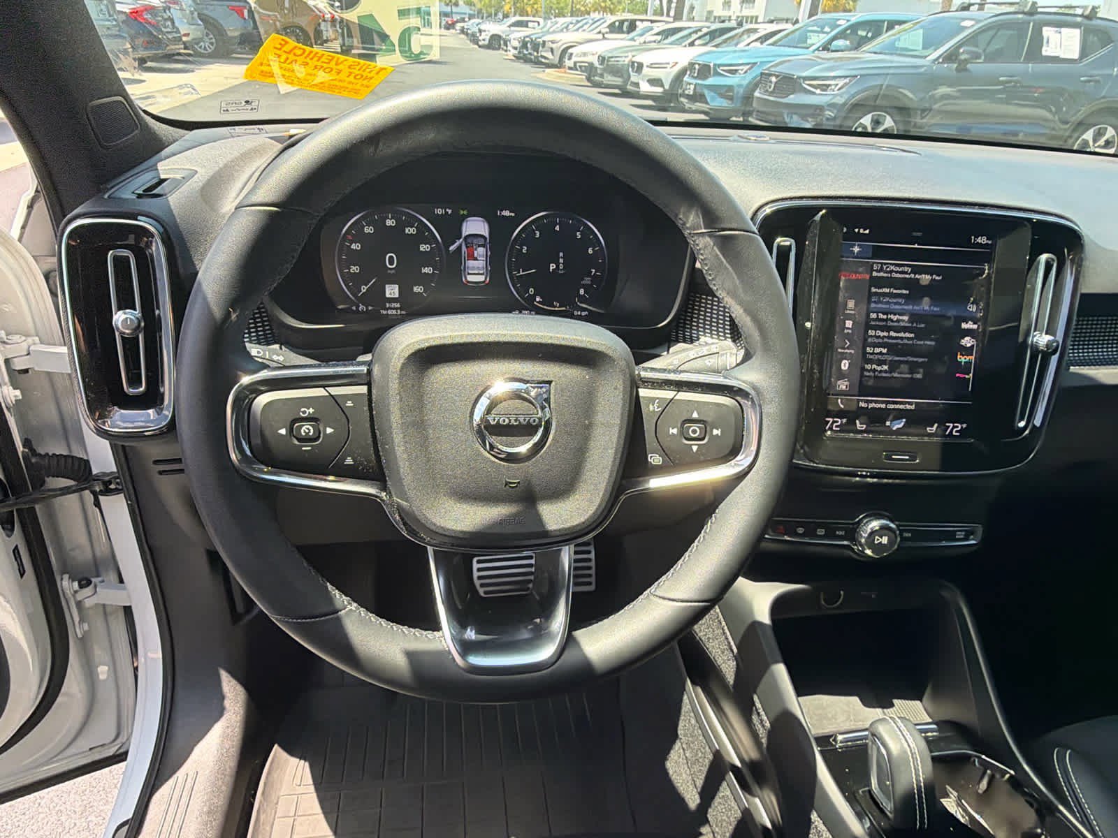 Used 2022 Volvo XC40 T4 R-Design w/ Protection Package Premier FWD image 29