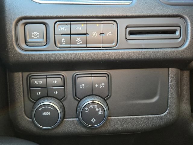 Used 2022 Chevrolet Tahoe Z71 image 26