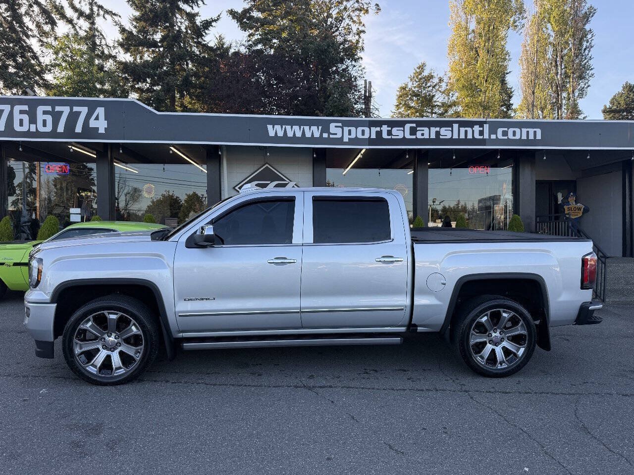 Used 2018 GMC Sierra 1500 Denali AWD/4WD image 8