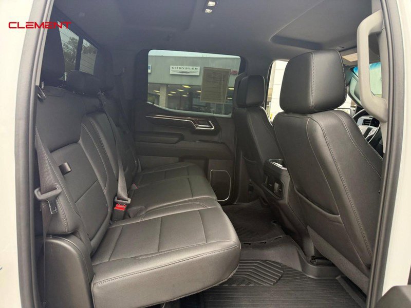 Used 2023 Chevrolet Silverado 1500 RST w/ Convenience Package II AWD/4WD image 13