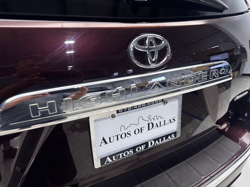 Used 2013 Toyota Highlander Limited AWD/4WD image 21
