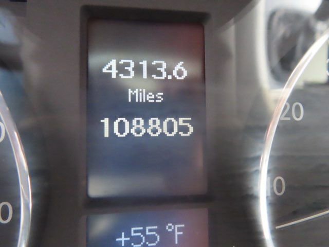 Used 2005 Mercedes-Benz C 320 Sedan image 29