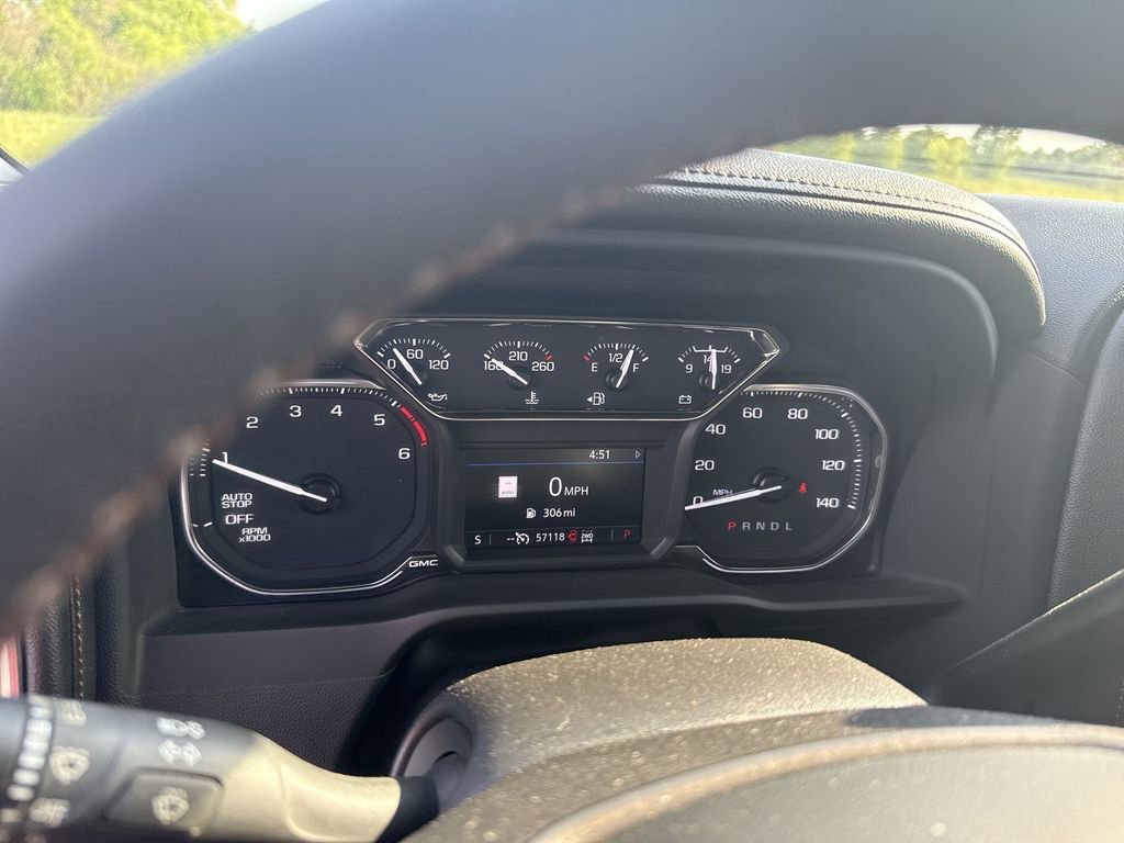 Certified 2022 GMC Sierra 1500 AT4 w/ AT4 Premium Package image 18