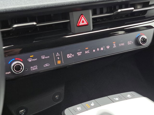 Used 2023 Kia EV6 Wind image 30