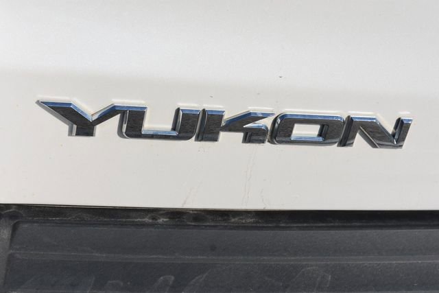 Used 2017 GMC Yukon Denali w/ Open Road Package AWD/4WD image 12