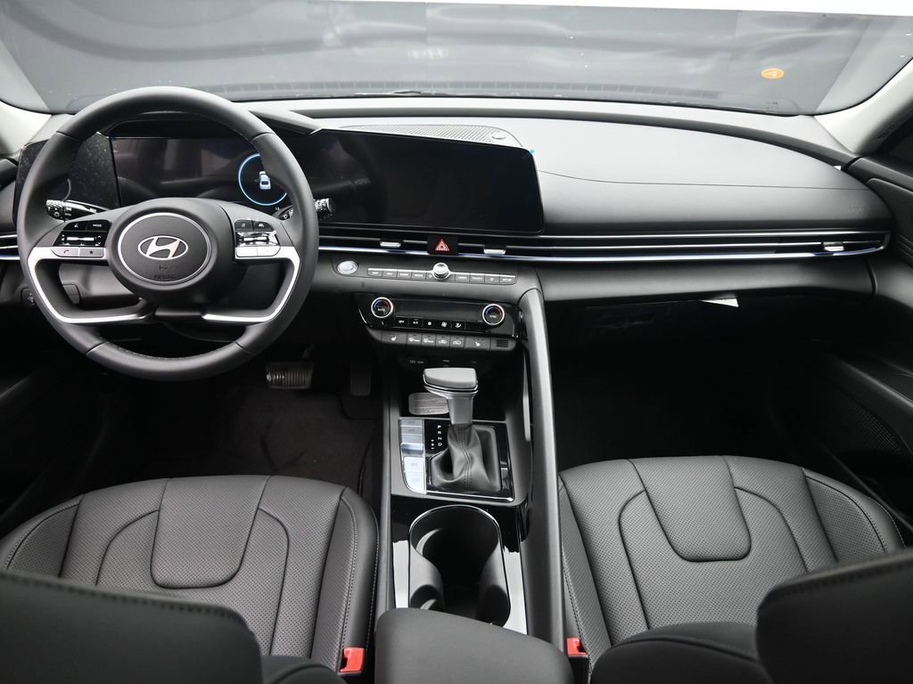 New 2026 Hyundai Elantra Limited image 23