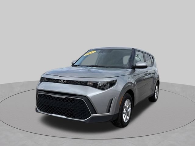 Used 2025 Kia Soul LX w/ LX Technology Package