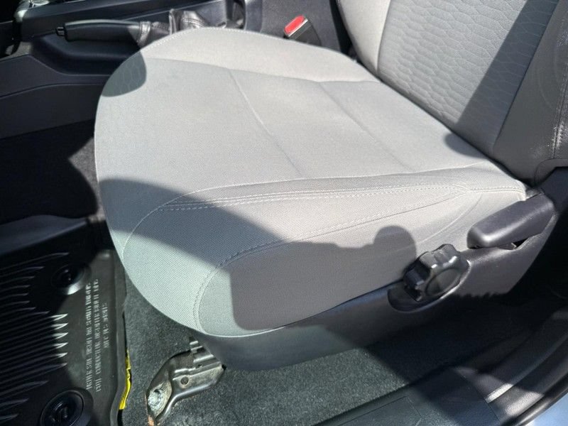 Used 2019 Toyota Tacoma SR AWD/4WD image 17
