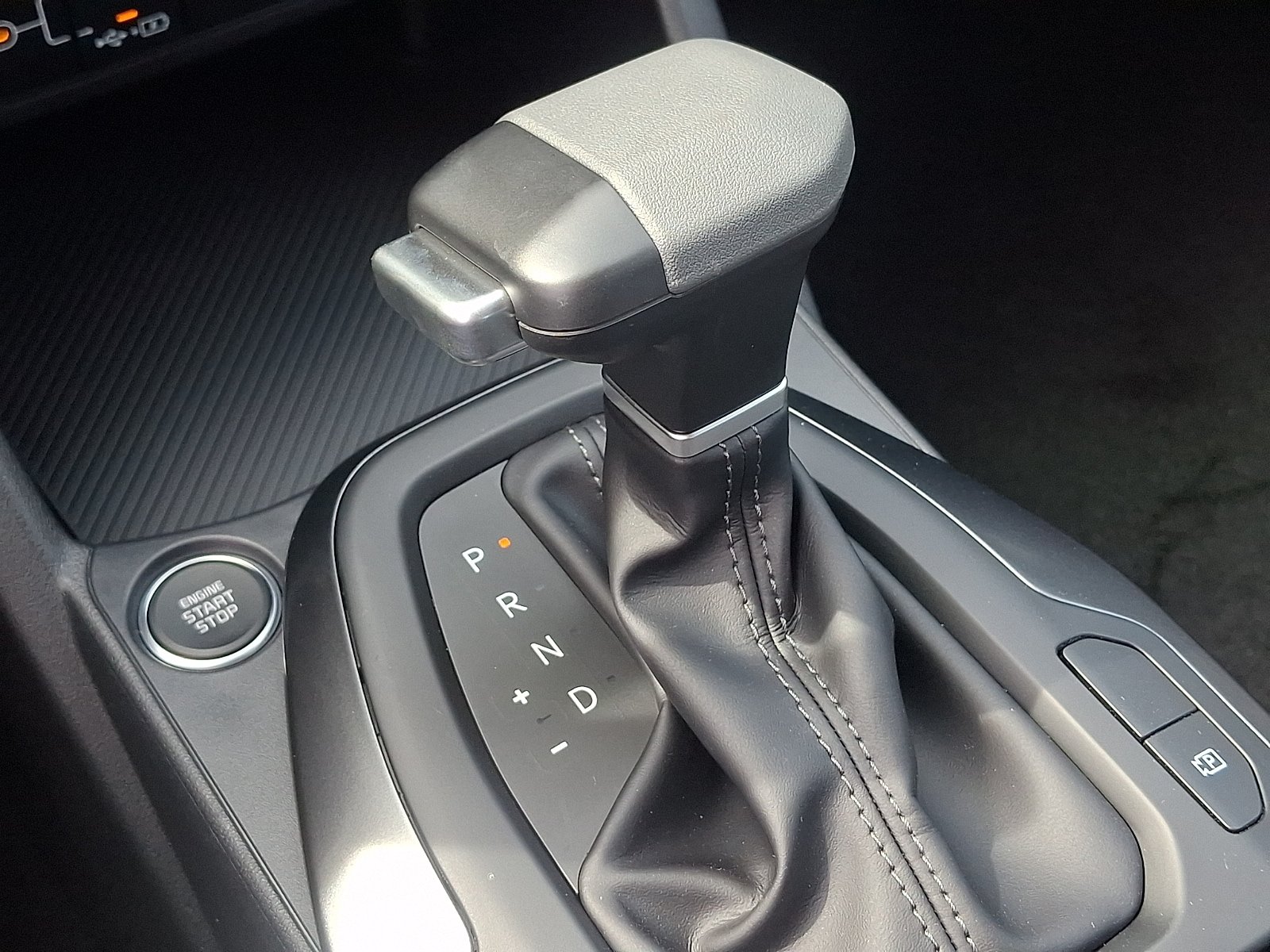 New 2026 Kia K4 FWD image 10