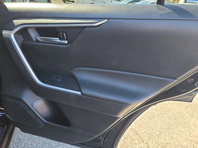 Used 2023 Toyota RAV4 XLE FWD image 18